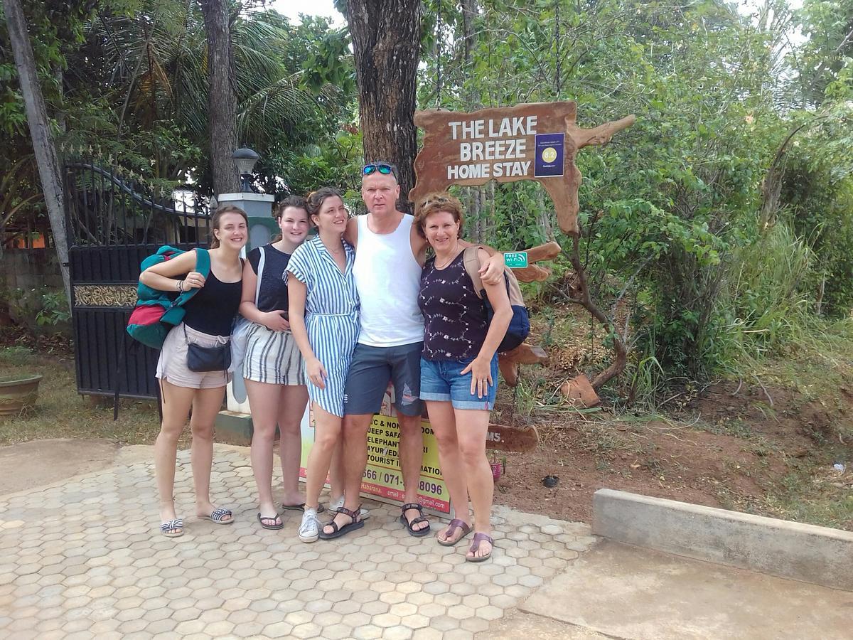 Elephant Safari Lodge Sigiriya Junction Хабарана Екстериор снимка